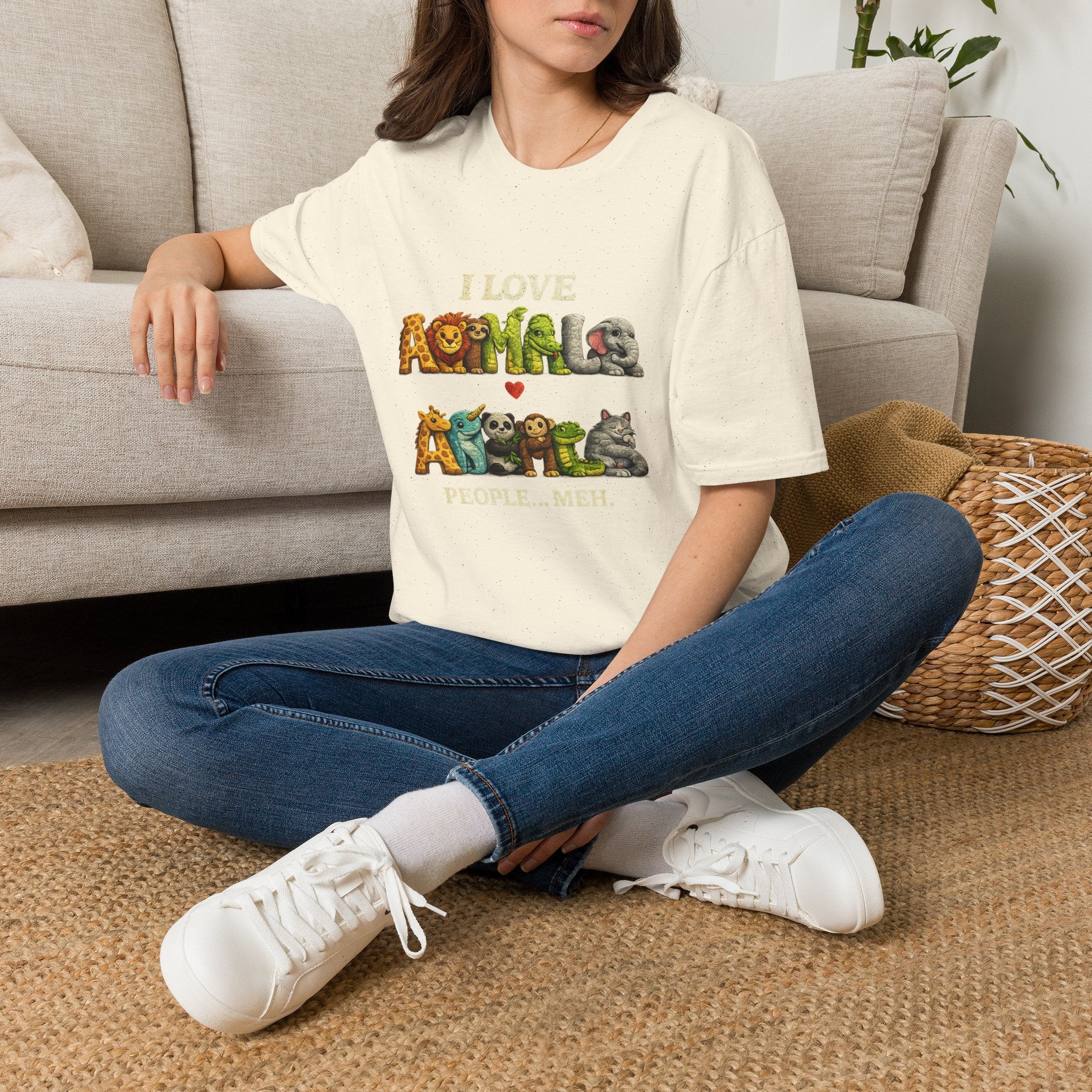 "I Love Animals" Cute Wildlife Graphic Tee