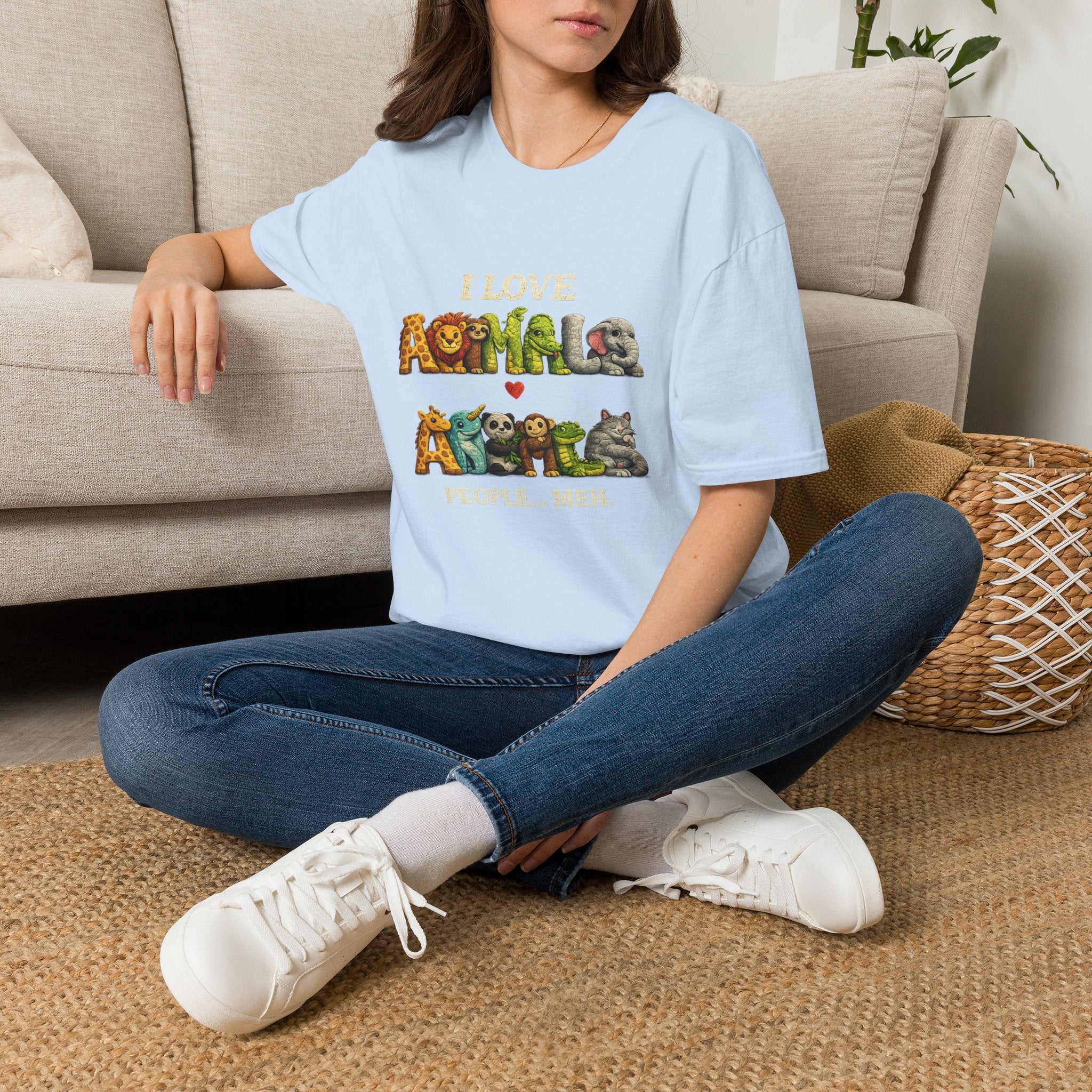 "I Love Animals" Cute Wildlife Graphic Tee